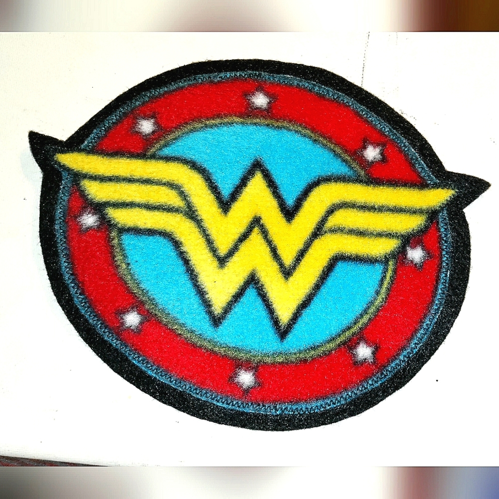 NEW (1) DC Wonder Woman Patch/Emblem/Appliqué! Huge 8". Sew-On.